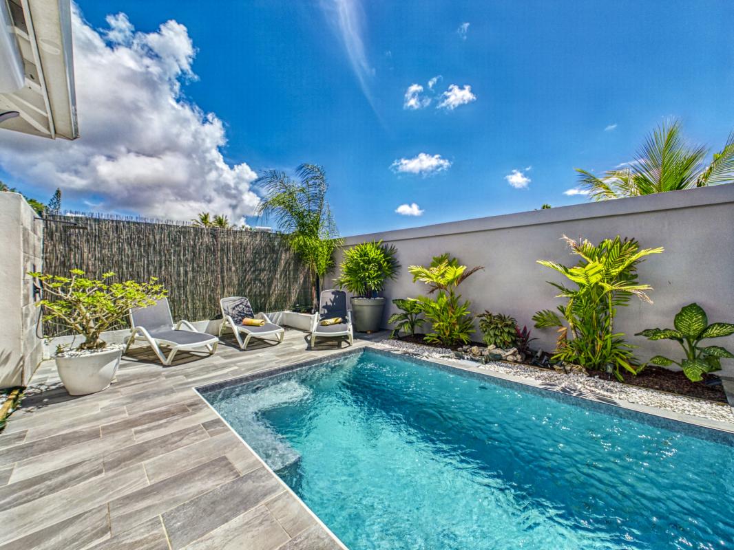 4BIS.Guadeloupe Saint-François- location villa 4 peorsnnes-piscine
